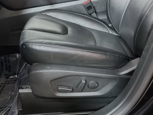Used 2022 Ford Edge Titanium image 18