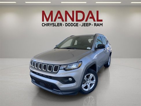 Certified 2024 Jeep Compass Latitude image 1