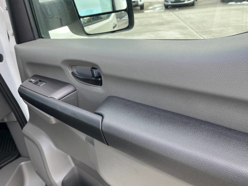 Used 2020 Nissan NV 1500 SV image 13