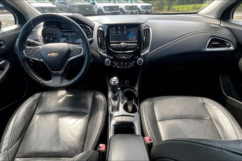 Used 2017 Chevrolet Cruze Premier image 15