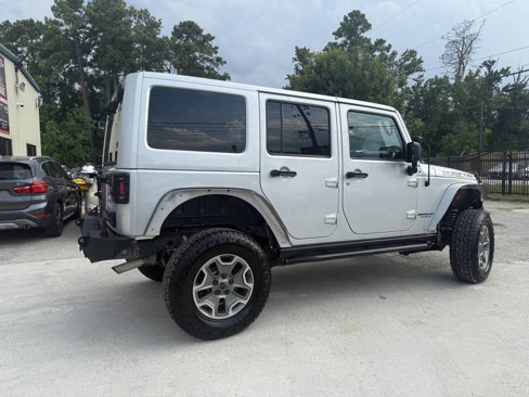 Used 2012 Jeep Wrangler Unlimited Rubicon w/ Connectivity Group image 3
