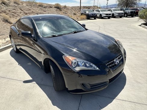 Used 2012 Hyundai Genesis 2.0T image 3