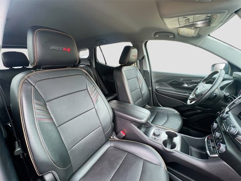 Used 2023 GMC Terrain AT4 image 28