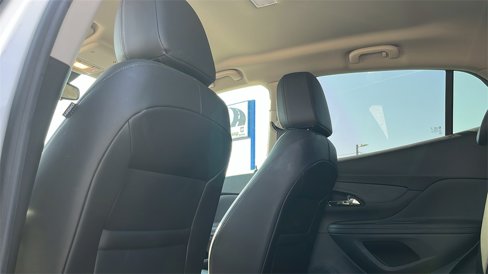 Used 2022 Buick Encore Preferred w/ Safety Package image 33
