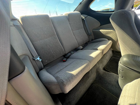 Used 2002 Oldsmobile Alero GL image 27