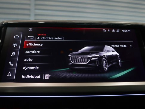 Certified 2023 Audi Q4 e-tron Premium Plus w/ Premium Plus image 23