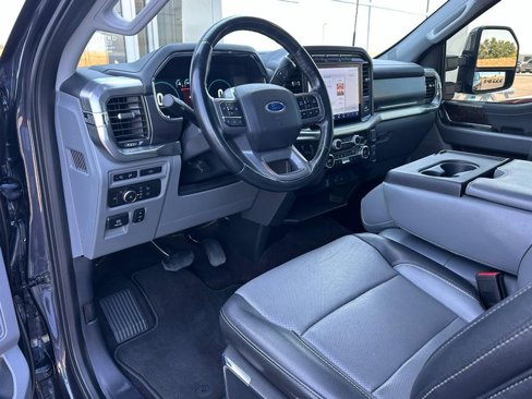 Used 2021 Ford F150 Lariat w/ Max Trailer Tow Package image 8