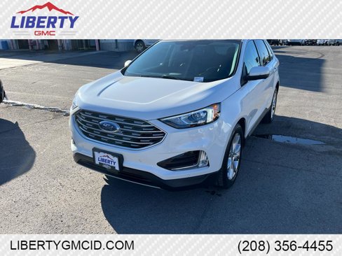 Used 2022 Ford Edge Titanium w/ Class II Trailer Tow Package image 1