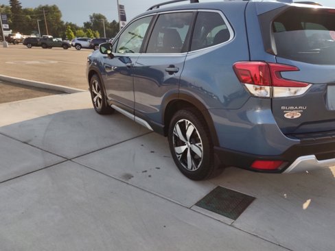 Used 2021 Subaru Forester Touring w/ Popular Package #2 image 9