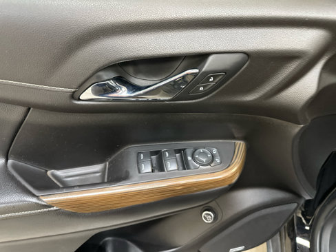 Used 2019 GMC Acadia SLE w/ Driver Alert Package I image 26
