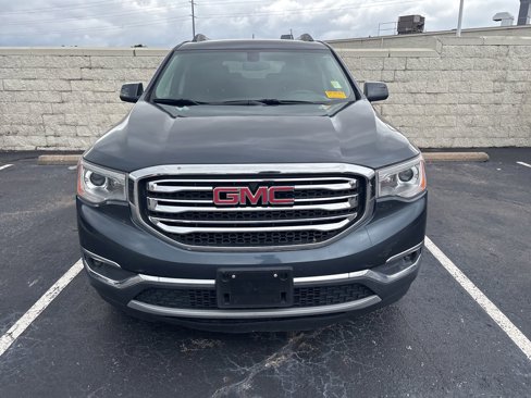 Used 2019 GMC Acadia SLT image 2