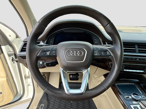 Used 2018 Audi Q7 3.0T Prestige w/ Prestige Package image 11
