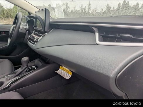 Certified 2025 Toyota Corolla LE image 29
