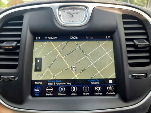 Used 2020 Chrysler 300 Limited image 26