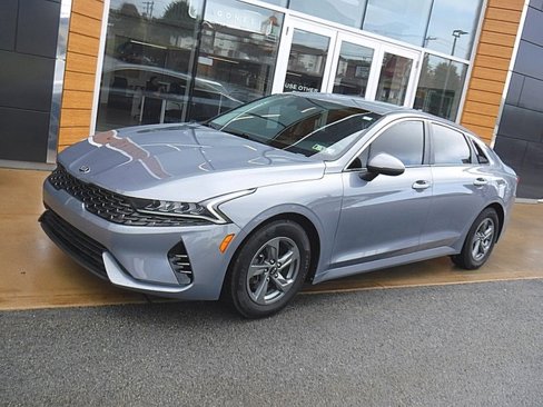 Used 2021 Kia K5 LXS image 1