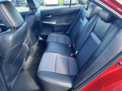 Used 2012 Toyota Camry SE image 6