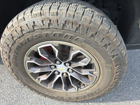 Used 2018 Chevrolet Colorado ZR2 image 33