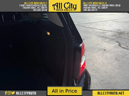 Used 2012 Mercedes-Benz GLK 350 2WD image 32