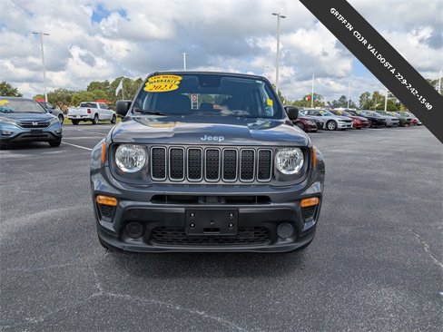 Used 2023 Jeep Renegade Latitude image 8