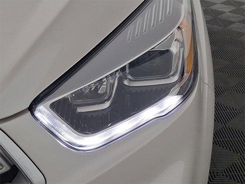 Used 2019 Ford Escape Titanium w/ U9j03 - Titanium Tow Package image 13