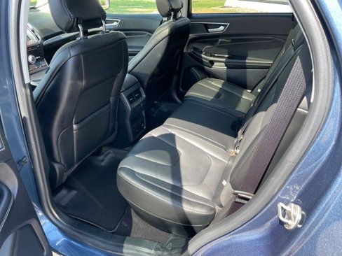 Used 2019 Ford Edge Titanium w/ Equipment Group 301A image 15