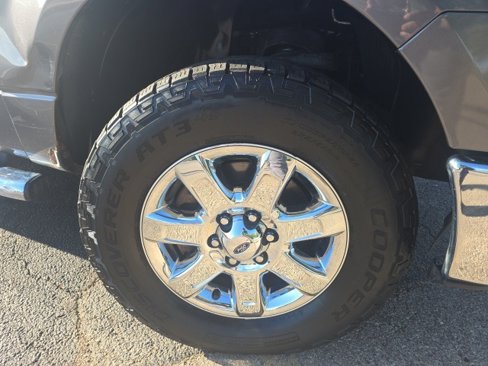 Used 2014 Ford F150 XLT w/ XLT Chrome Package image 20