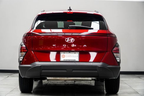 Used 2024 Hyundai Kona SEL image 11