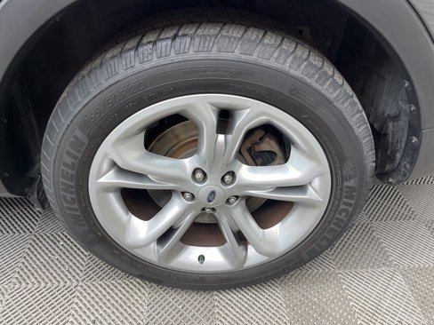 Used 2015 Ford Explorer Limited image 28