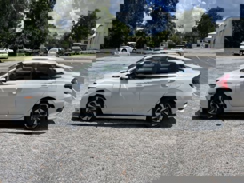 Used 2019 Honda Civic LX image 3