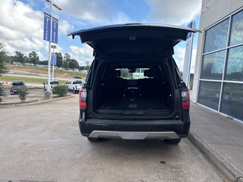 Used 2021 Ford Expedition Limited image 7