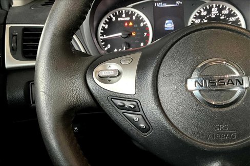 Used 2017 Nissan Sentra SV image 21