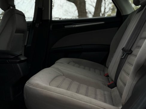 Used 2013 Ford Fusion S image 31