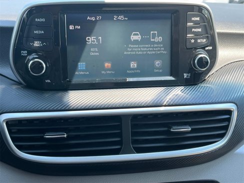 Used 2020 Hyundai Tucson SE image 25