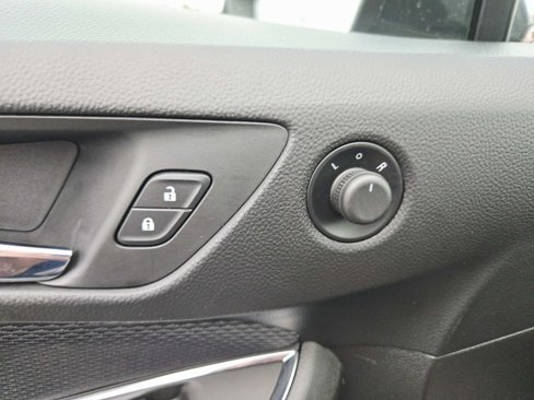 Used 2017 Chevrolet Cruze LT w/ Convenience Package image 36
