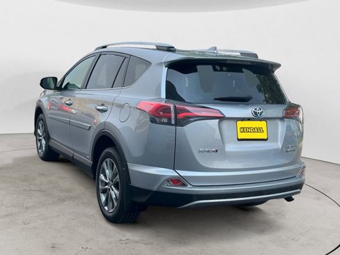 Used 2017 Toyota RAV4 Limited image 3