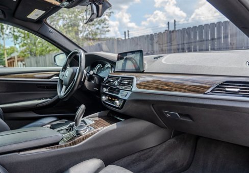 Used 2019 BMW 530i w/ Convenience Package image 30