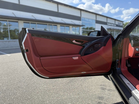 Used 2005 Mercedes-Benz SL 65 AMG image 16