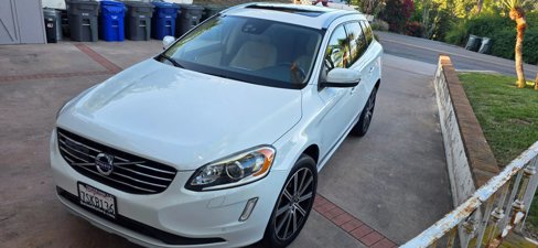 Used 2016 Volvo XC60 T5 Platinum image 1