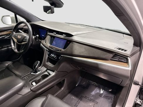 Used 2017 Cadillac XT5 Platinum image 26
