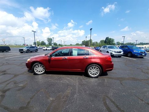 Used 2013 Chrysler 200 Limited w/ Sun/Sound Group image 9