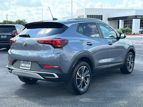 Certified 2022 Buick Encore GX Select image 8