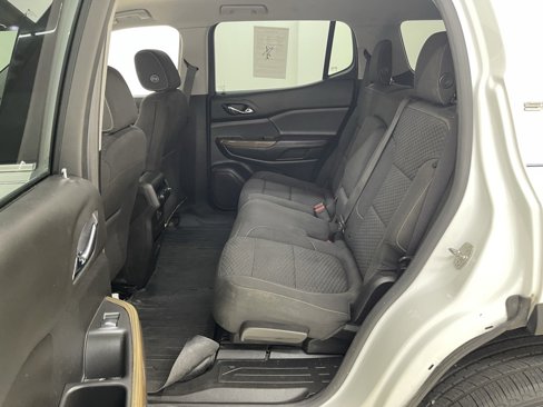 Used 2019 GMC Acadia SLE w/ LPO, Floor Liner Package image 20