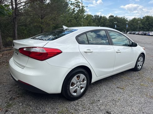 Used 2016 Kia Forte LX image 10