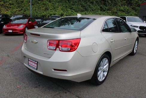 Used 2015 Chevrolet Malibu LT image 3