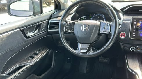 Used 2018 Honda Clarity Touring image 24