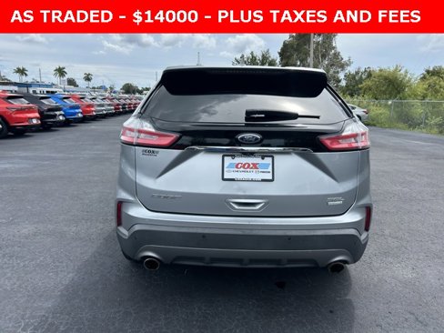 Used 2020 Ford Edge SEL image 5
