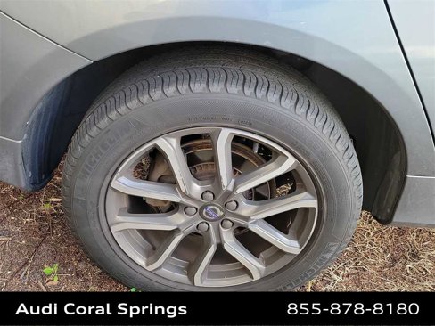 Used 2016 Volvo XC60 T5 Premier w/ Proximity Package image 22