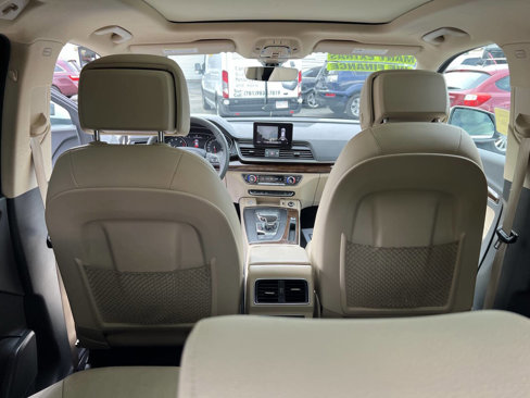 Used 2019 Audi Q5 2.0T Premium w/ Convenience Package image 21