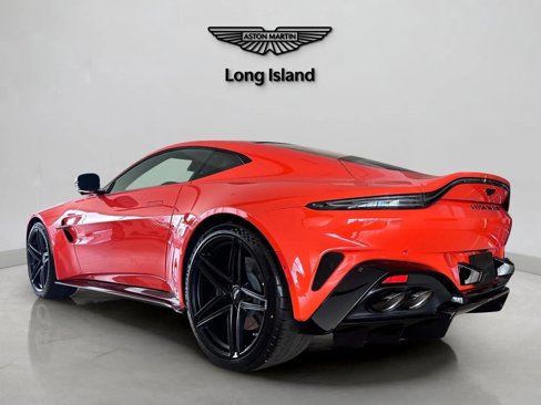 New 2025 Aston Martin V8 Vantage Coupe image 9
