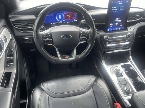 Used 2020 Ford Explorer ST w/ ST High-Performance Pack image 12